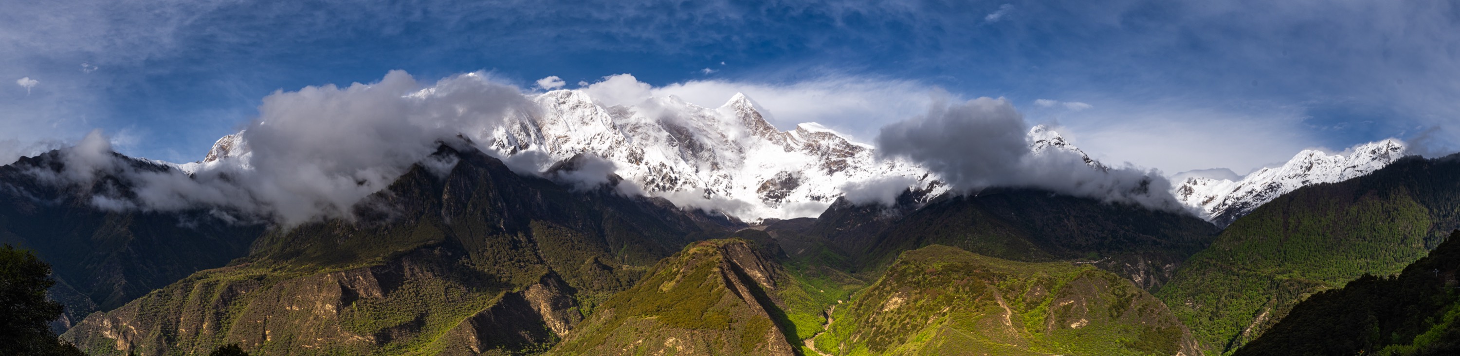 Namcha Barwa panorama, Tibet — photo by Tianyi Zhang